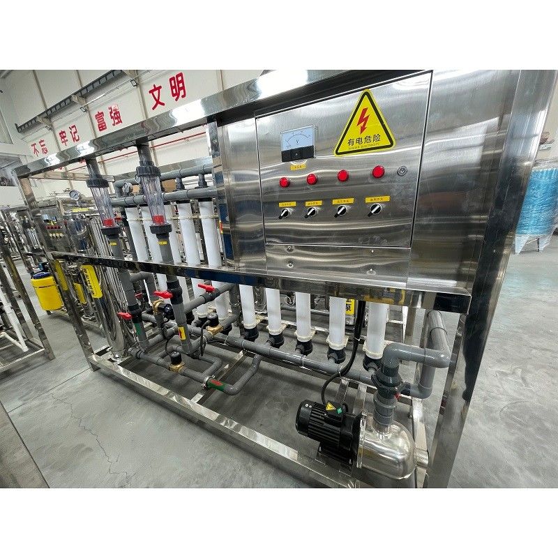 Hoogwaardige 5000L / H ultrafiltratie waterbehandeling machine voor de productie van stoffen