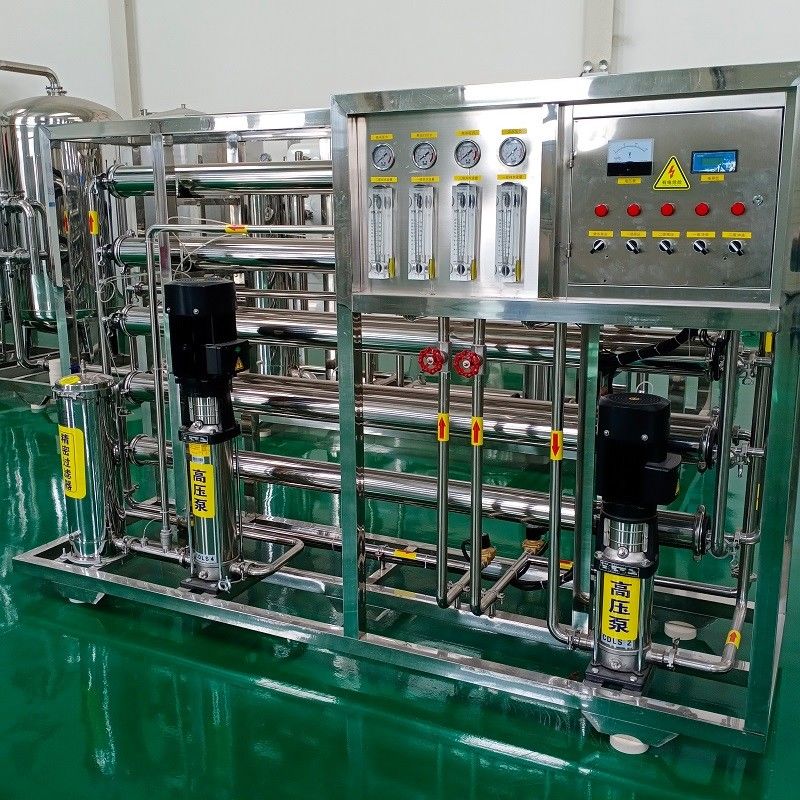 RO EDI Waterfiltratiesysteem voor medische ziekenhuizen 300kg 1500*600*1500mm Filtratie