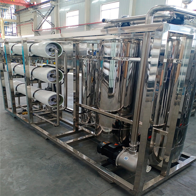 PLC-gecontroleerd 3T/h omgekeerd osmose-ro-systeem voor industriële zuivering van drinkwater