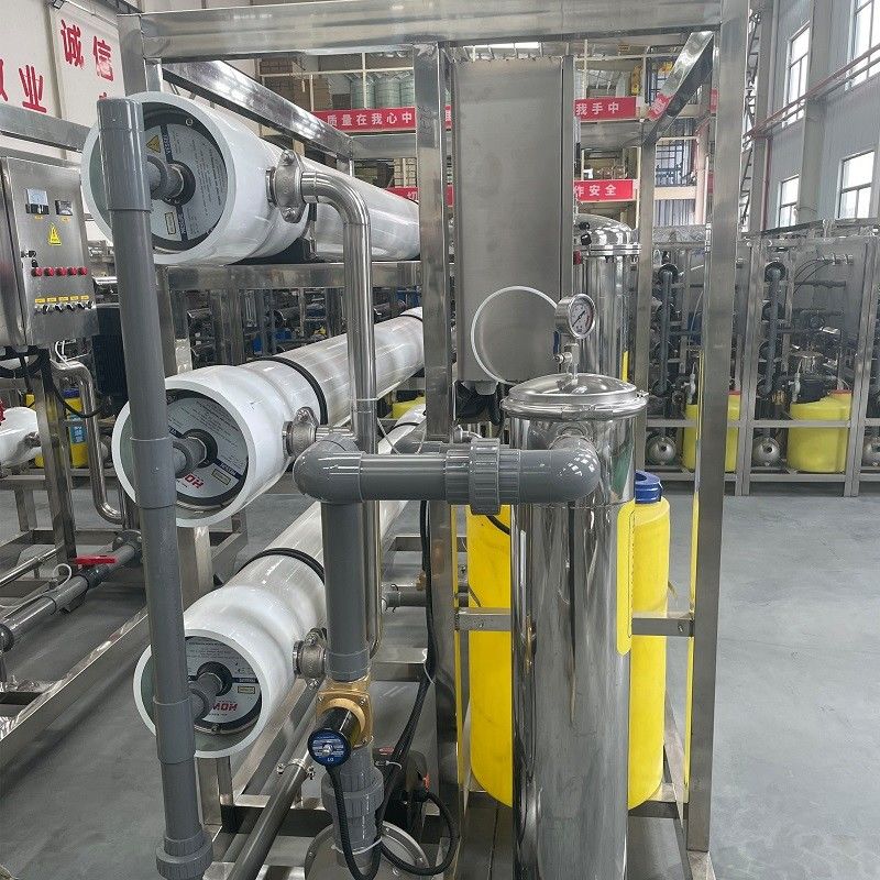 Auto PLC 6m3 per uur Industrieel RO-waterfilterzuiveringssysteem voor brak water