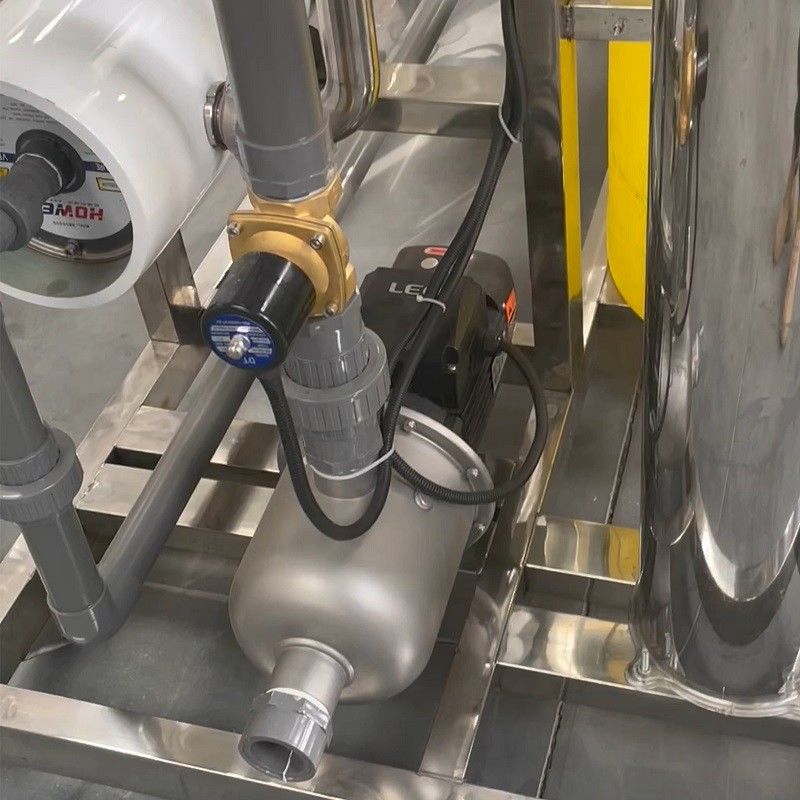 Auto PLC 6m3 per uur Industrieel RO-waterfilterzuiveringssysteem voor brak water