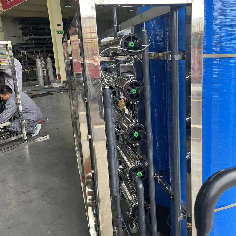Compact 2L/H RO Industrial Water Treatment Reverse Osmosis Equipment voor kleine ruimtes