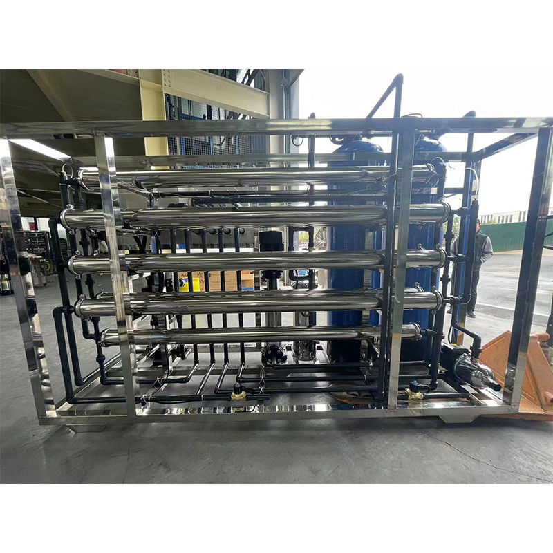 2T/H Industrial RO waterzuiveringsapparatuur met 380V/1.5Kw pomp kerncomponenten