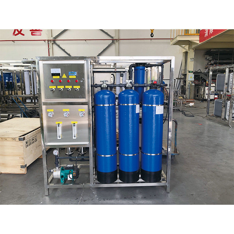 Watertemperatuur 10-40C Omgekeerd osmose-systeem voor volledige waterbehandeling van flessen